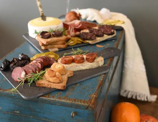 Alojamento de Acomodação e Pequeno-almoço Bachareis Charming House